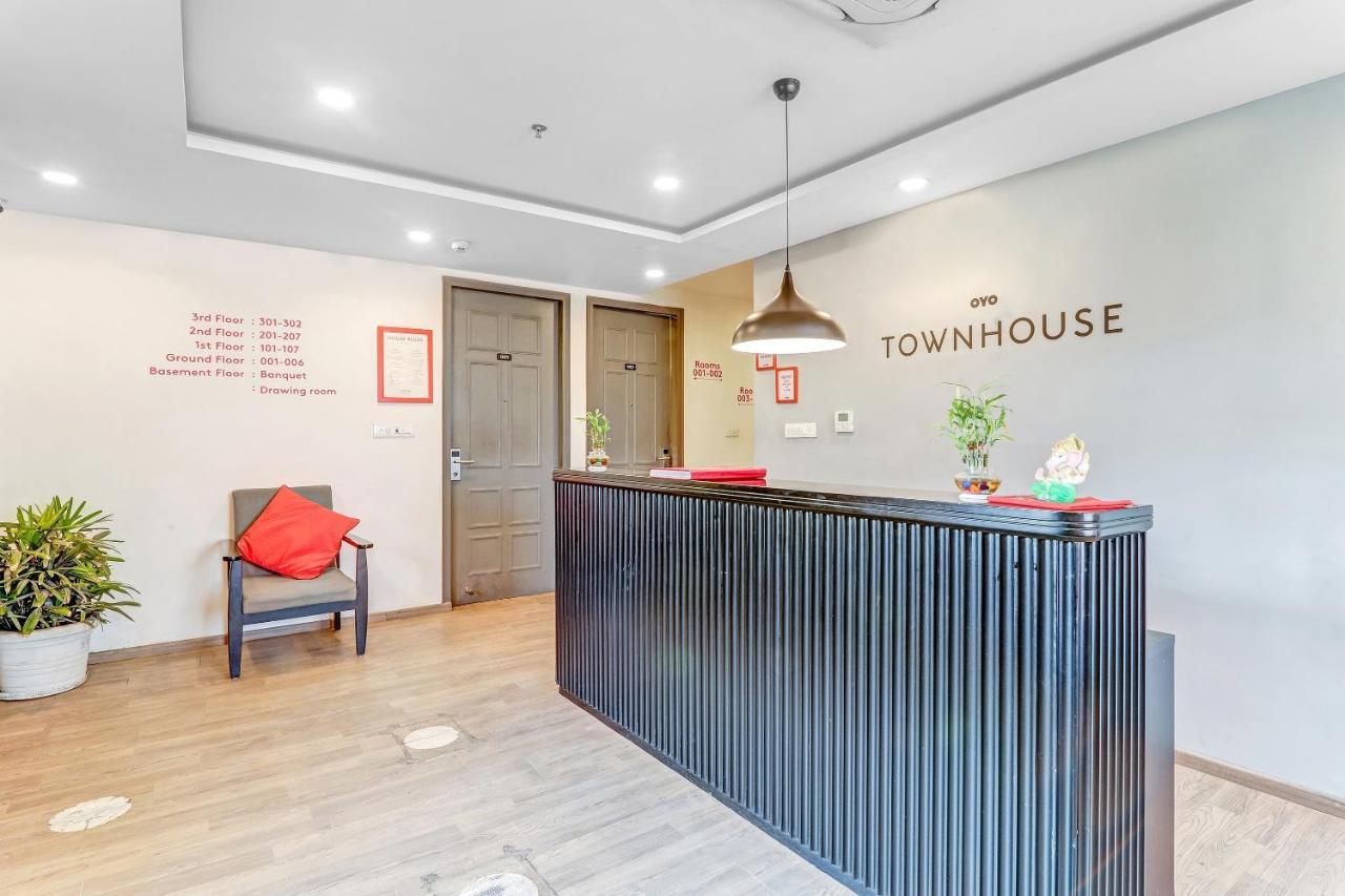 Super Townhouse 139 Ashiyana Smriti Upvan Near Emerald Mall Lucknow Bijnaur Exterior photo
